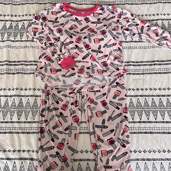 Kids PJ Bundle XS | Disney Ariel PJ’s & Nicole Miller - Picture 4 of 5